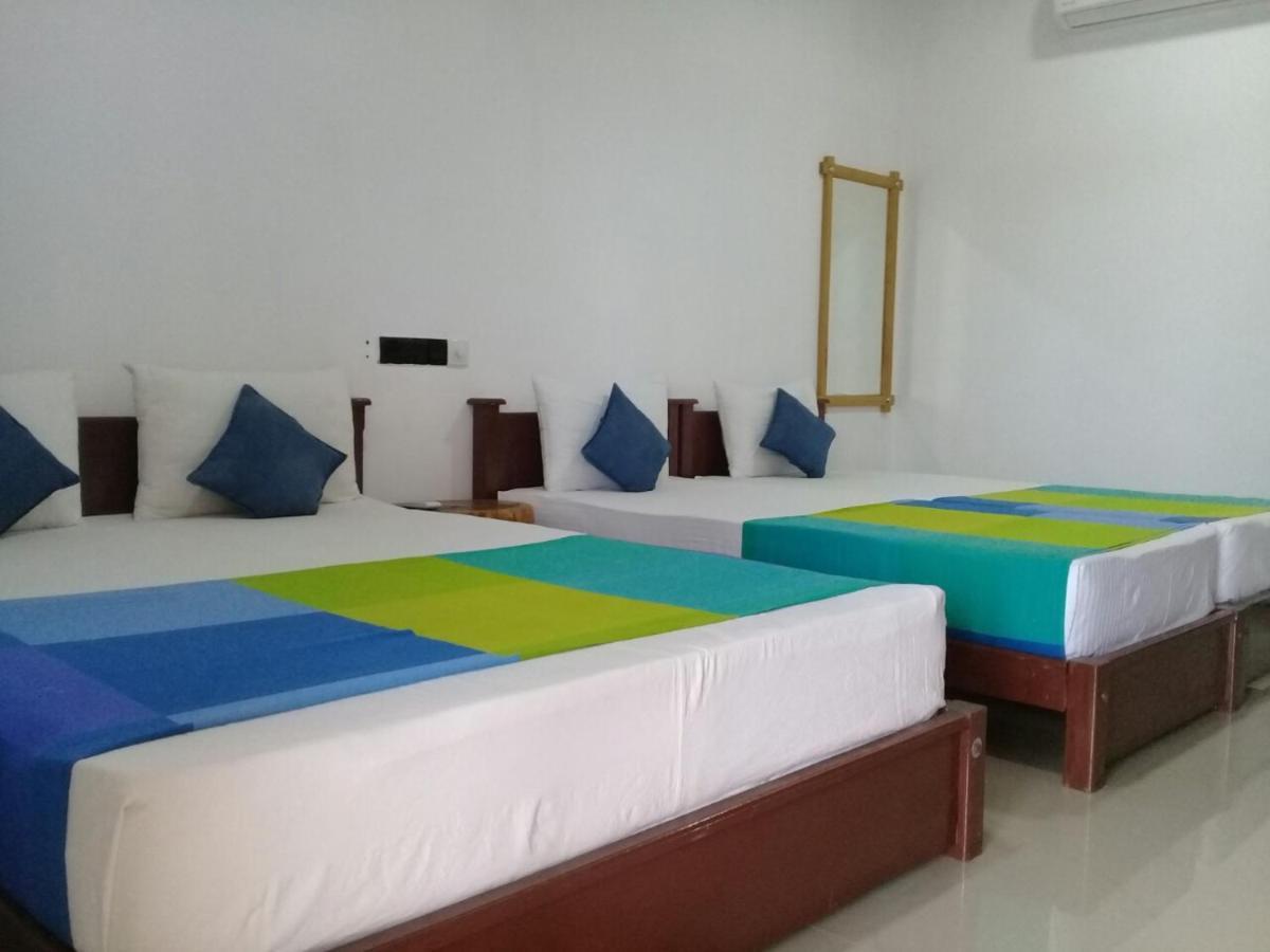 Shan Guest And Restaurant Nilaveli Esterno foto